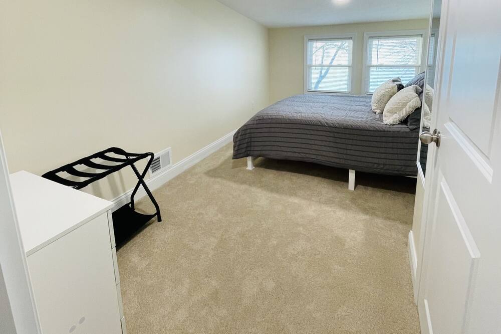 Photo of Bedroom in Kalamazoo