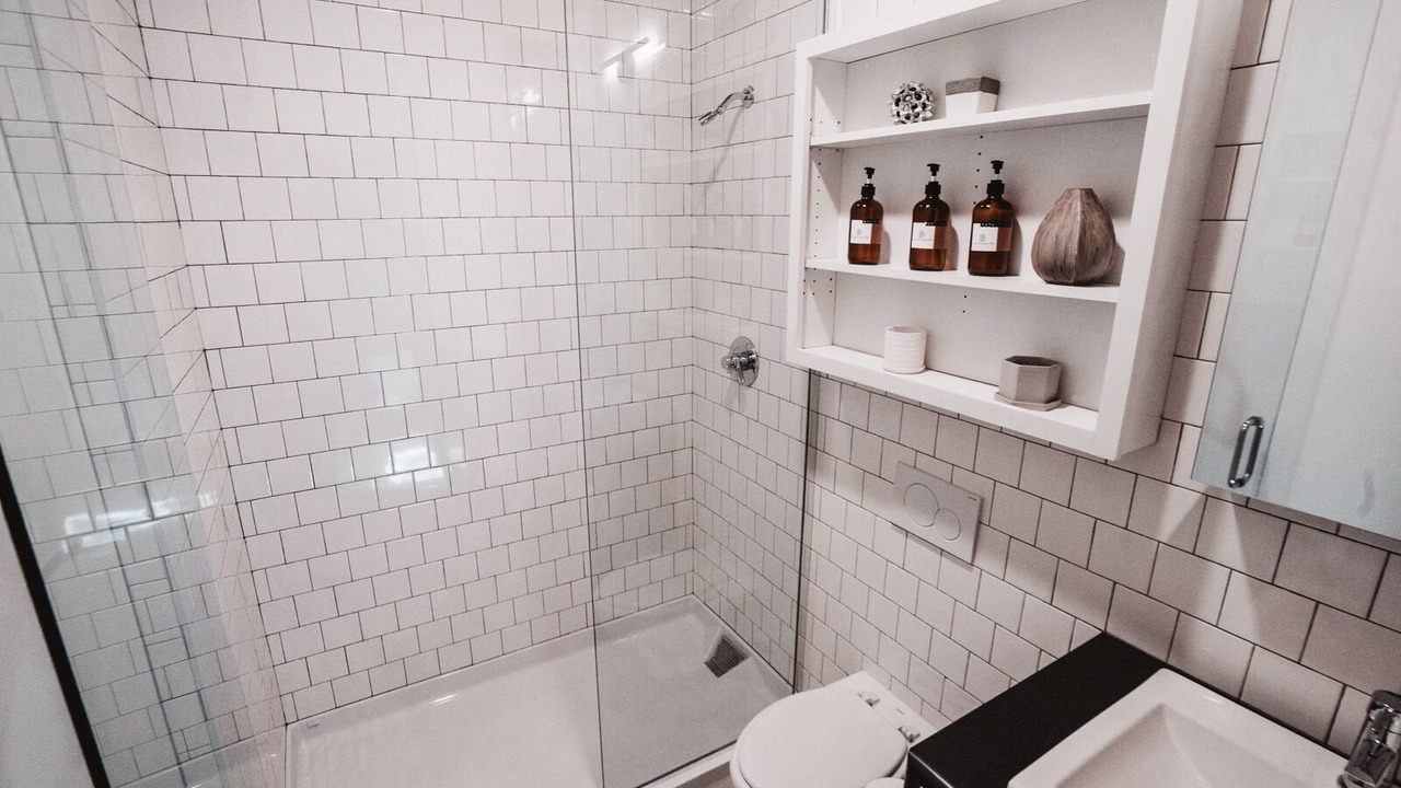 Photo of Bathroom in South Perry District