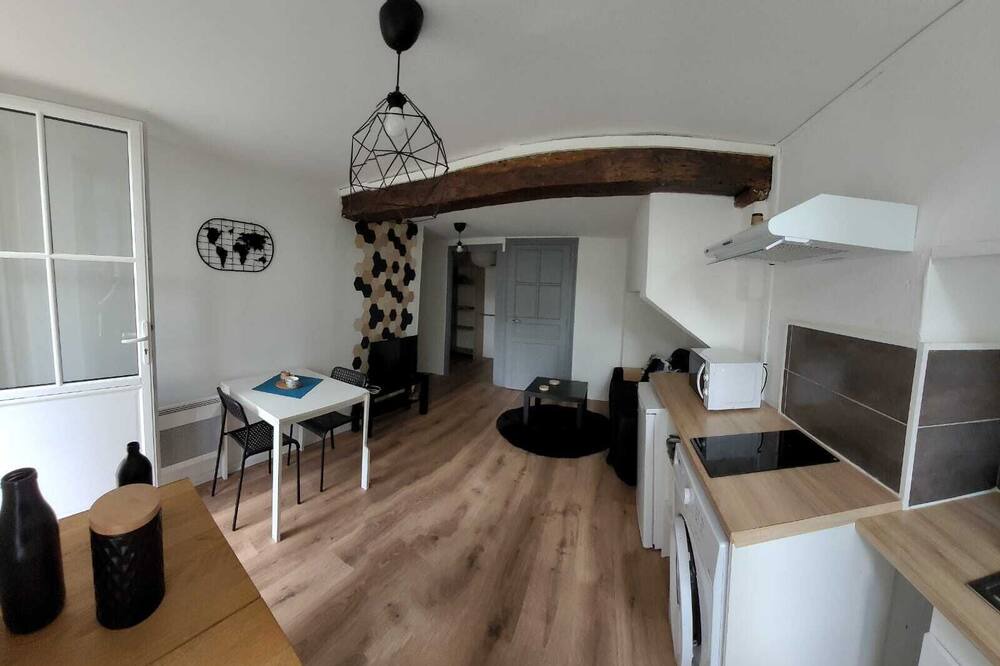 Photo of Livingroom in Oloron-Sainte-Marie