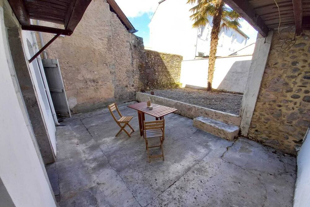 Photo of Patio Balcony in Oloron-Sainte-Marie