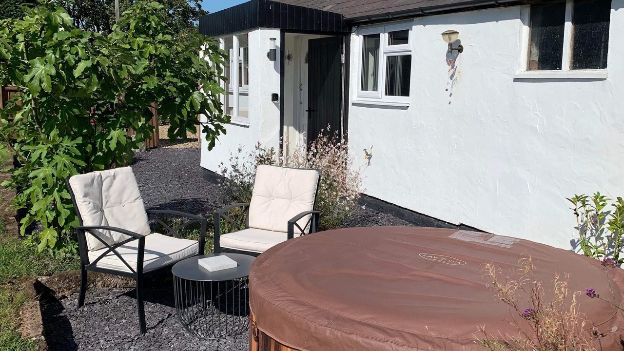 Photo of Outdoor in Thornton-le-Moors