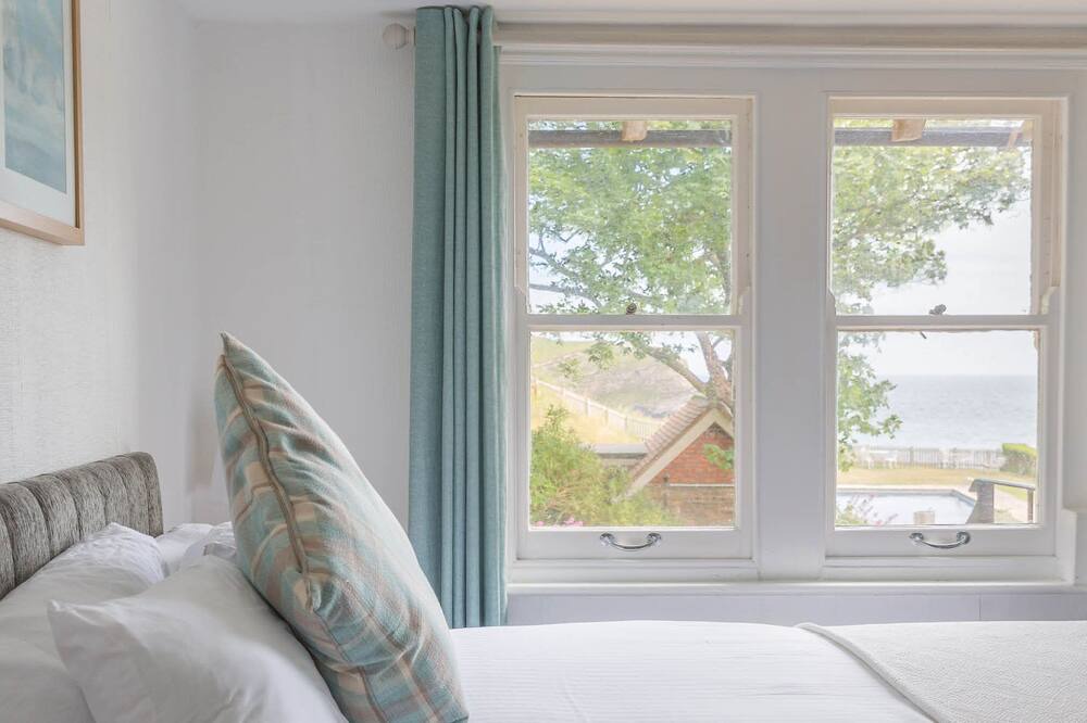 Photo of Bedroom in West Lulworth