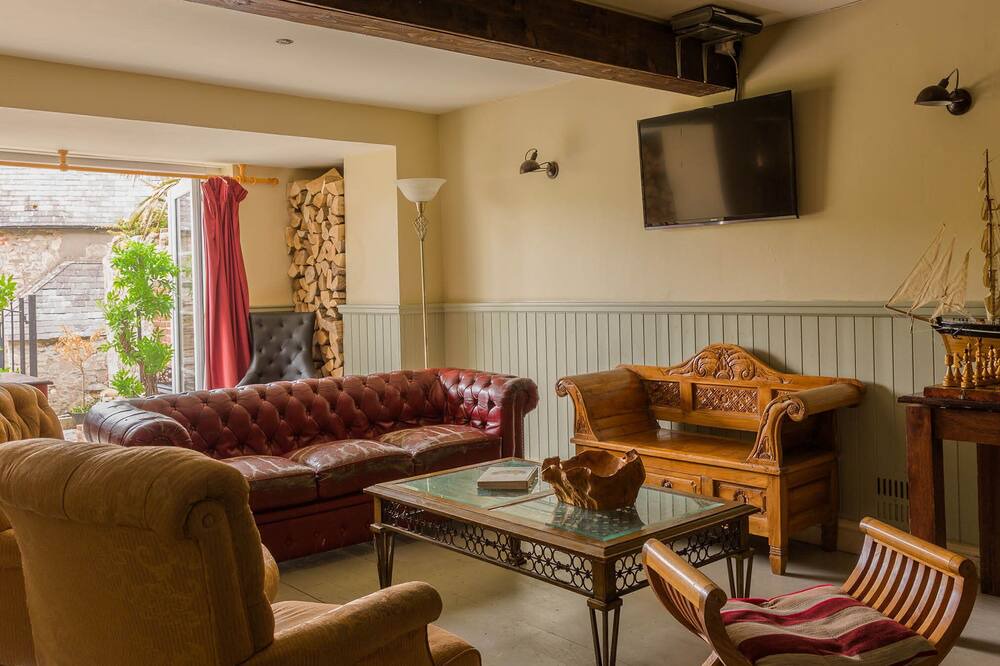 Photo of Others in West Lulworth