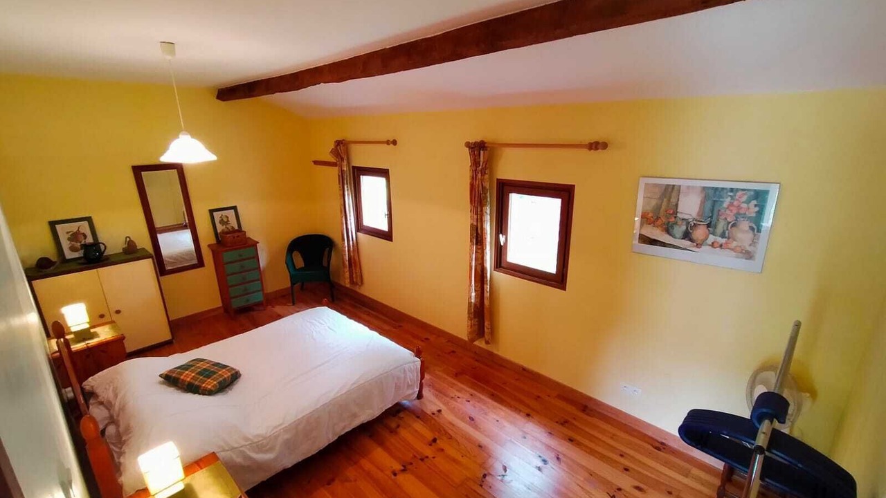 Photo of Others in Bellon