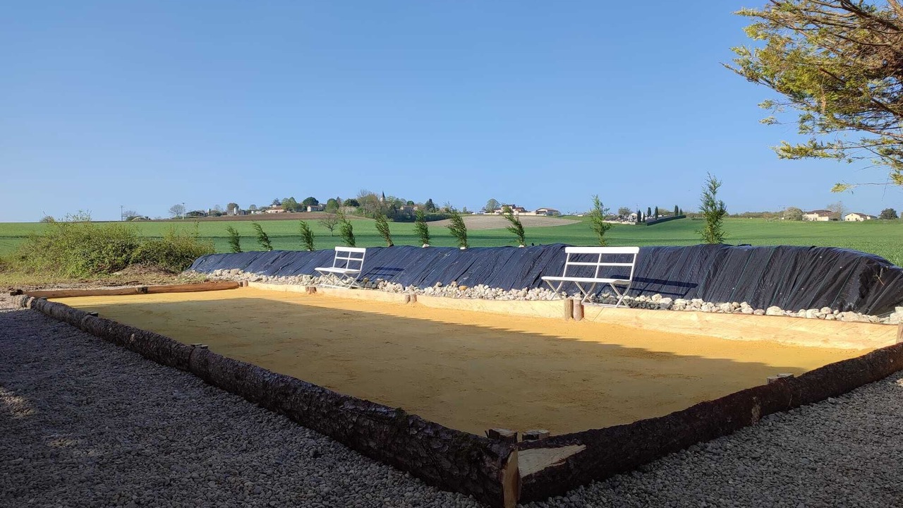 Photo of Outdoor in Bellon