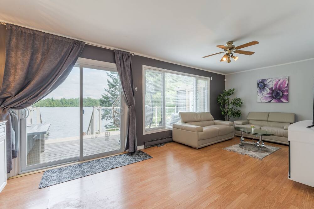 Photo of Livingroom in Highlands East
