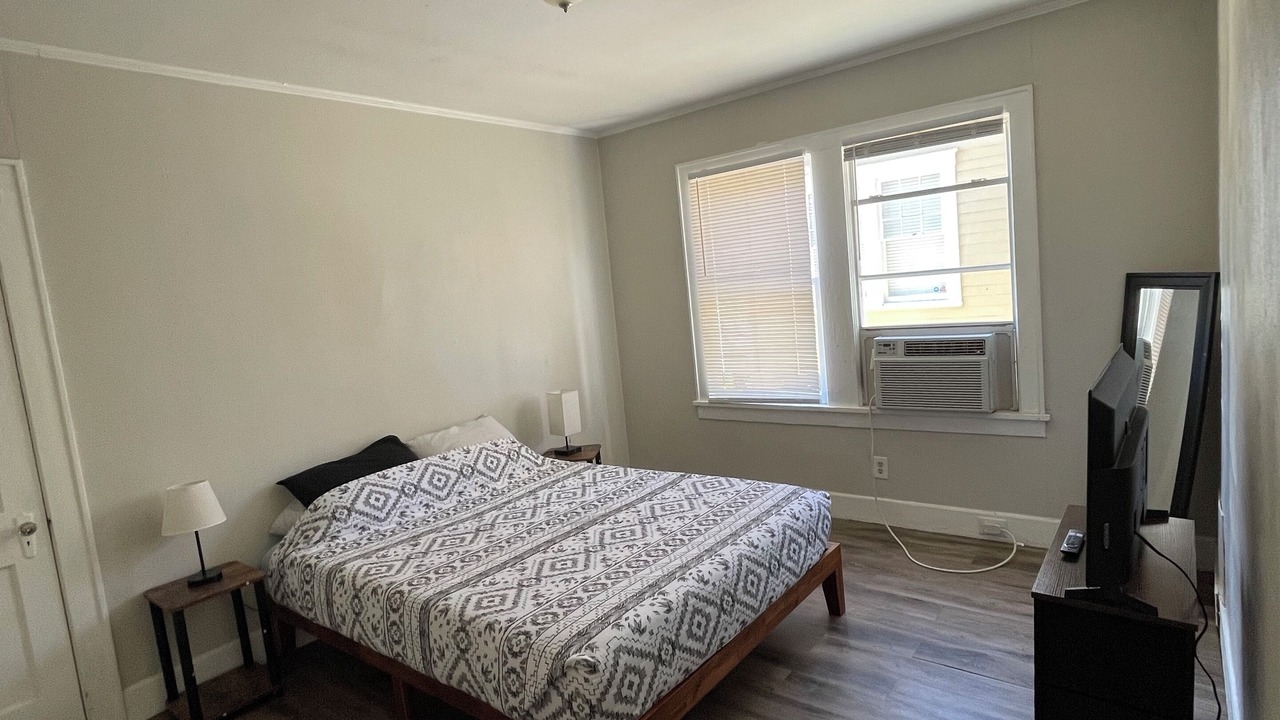 Photo of Bedroom in Highland Historic District