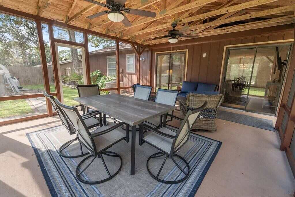 Photo of Patio Balcony in Theodore