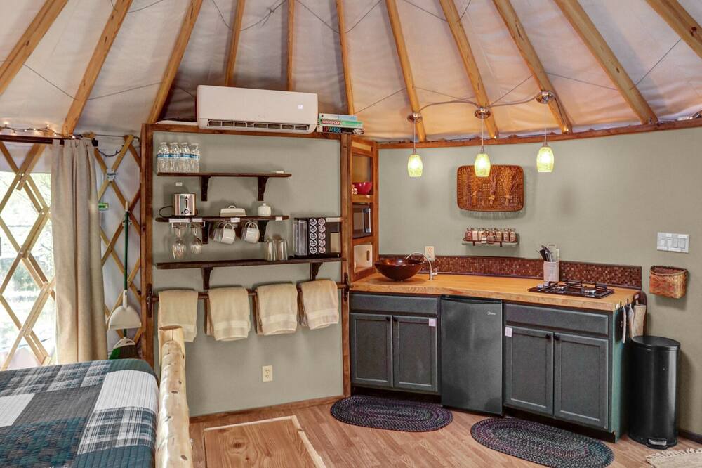 Photo of Bedroom in Lenhartsville