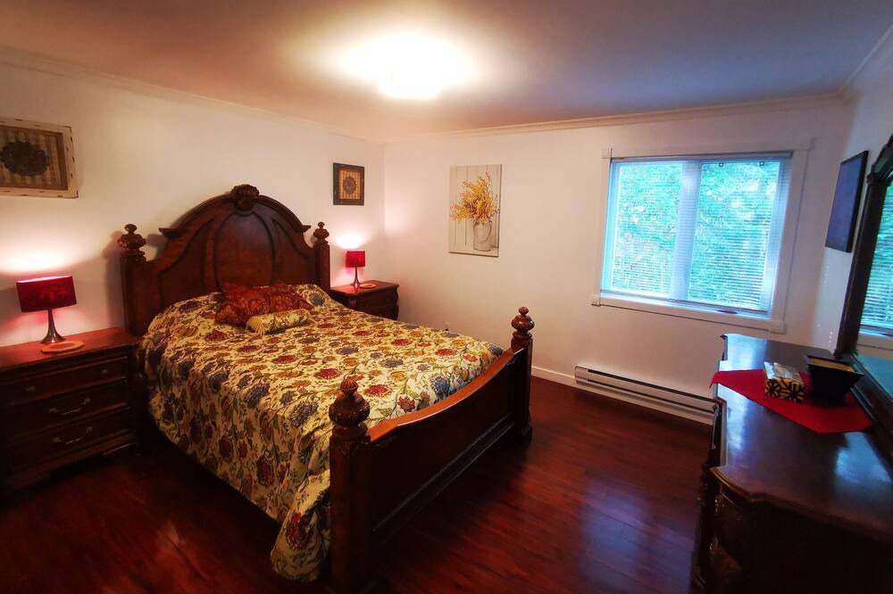 Photo of Bedroom in Sainte-Lucie-des-Laurentides