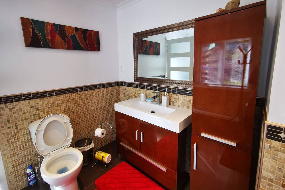 Photo of Bathroom in Sainte-Lucie-des-Laurentides