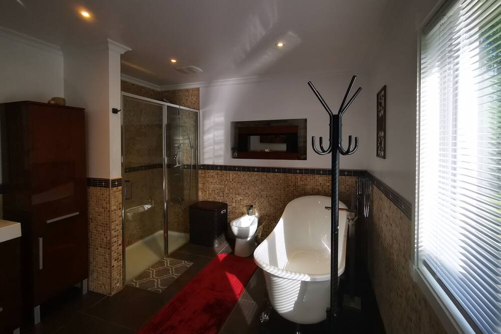Photo of Bathroom in Sainte-Lucie-des-Laurentides