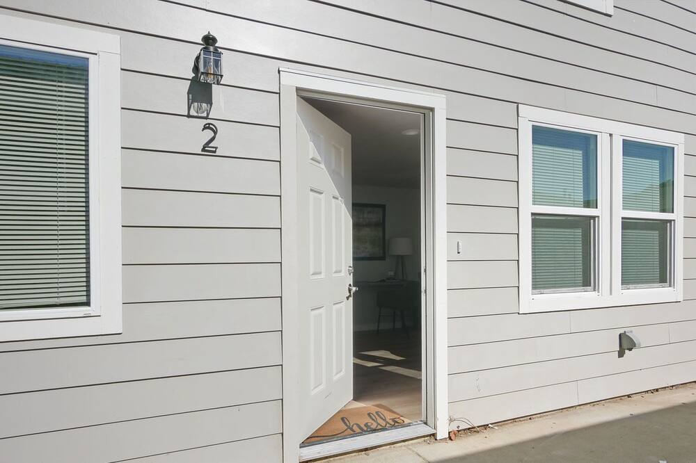Photo of Outdoor in North Oak Park