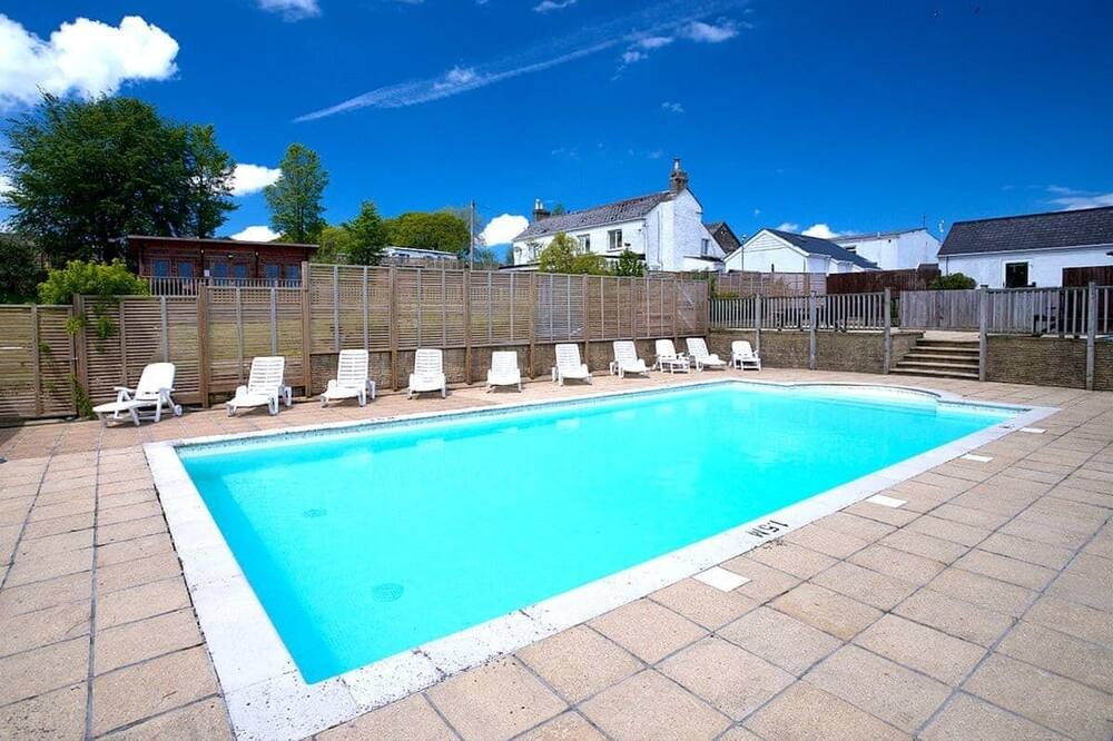 Photo of Others in Hewas Water