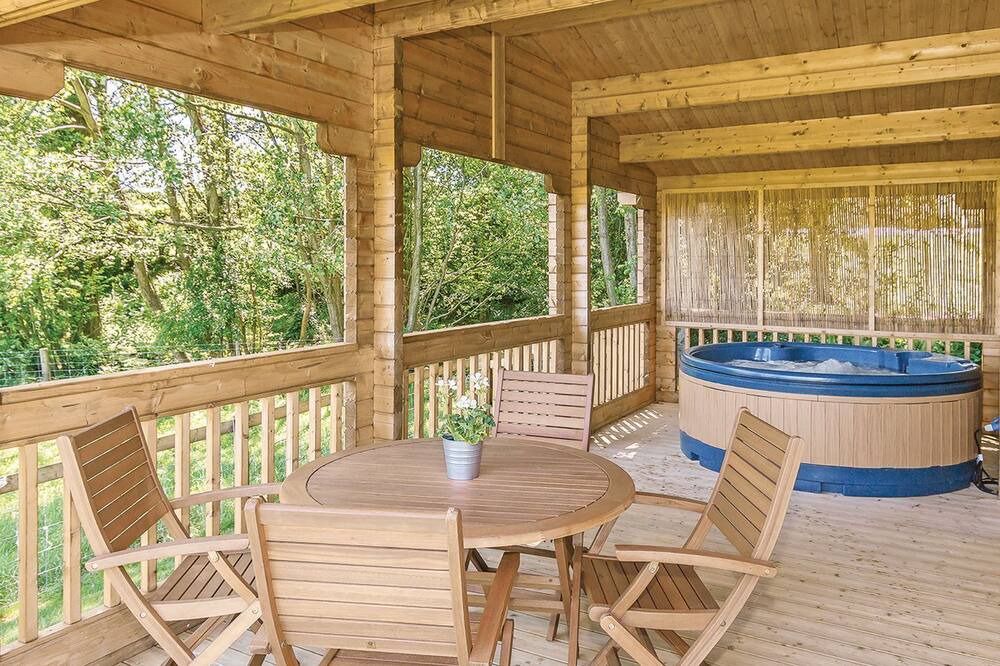 Photo of Outdoor in Crewkerne