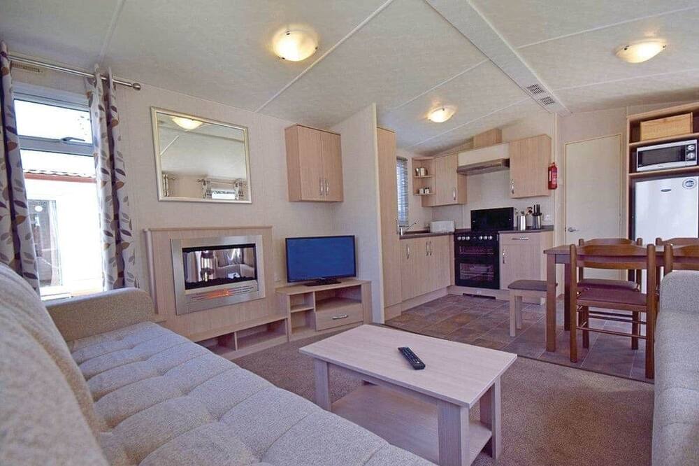 Photo of Livingroom in Hamble-le-Rice