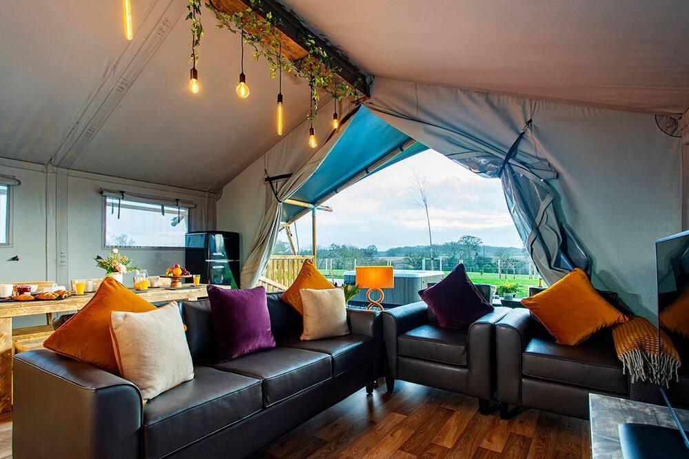 Photo of Livingroom in Overton-on-dee