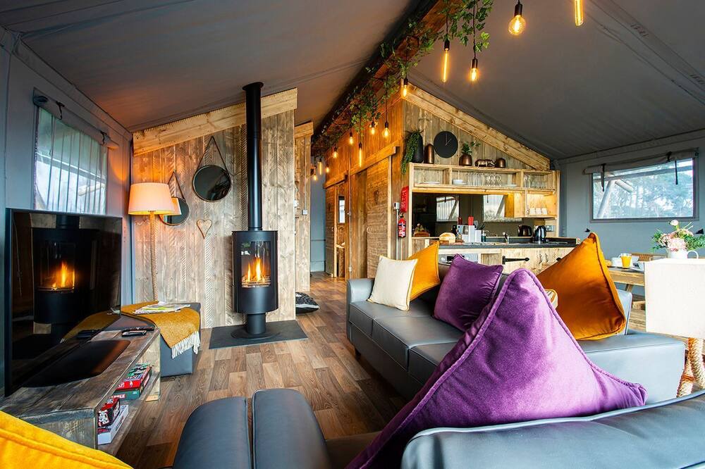 Photo of Livingroom in Overton-on-dee