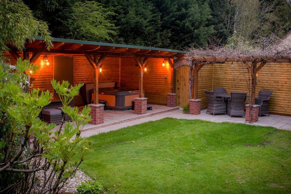 Photo of Patio Balcony in Rugeley