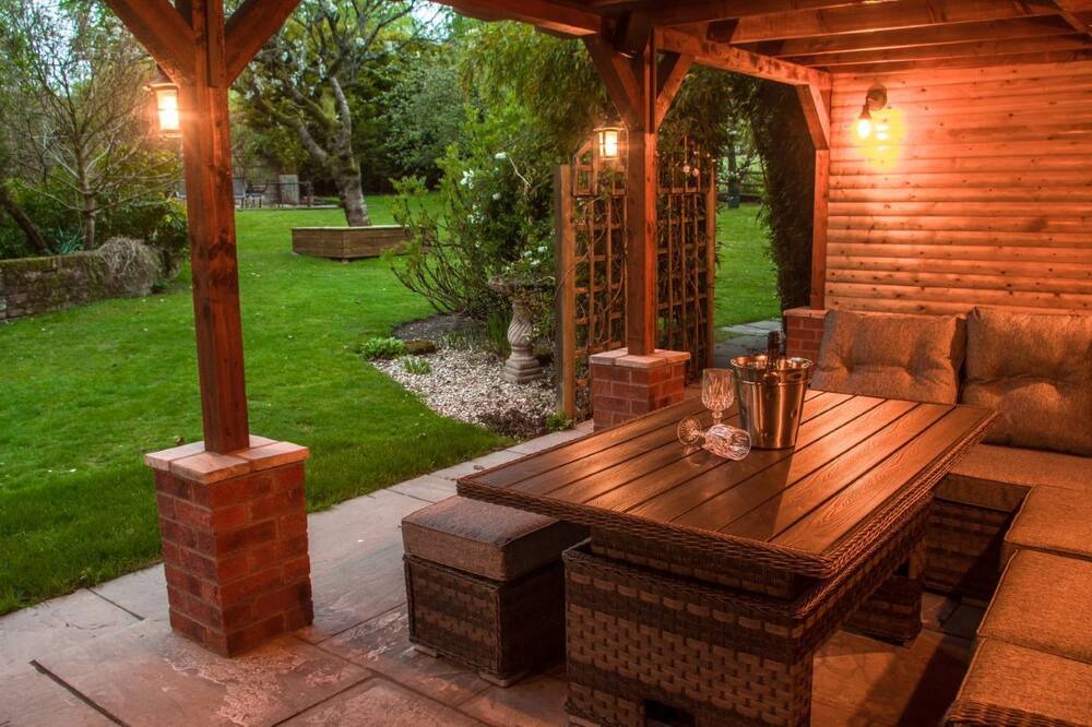 Photo of Patio Balcony in Rugeley