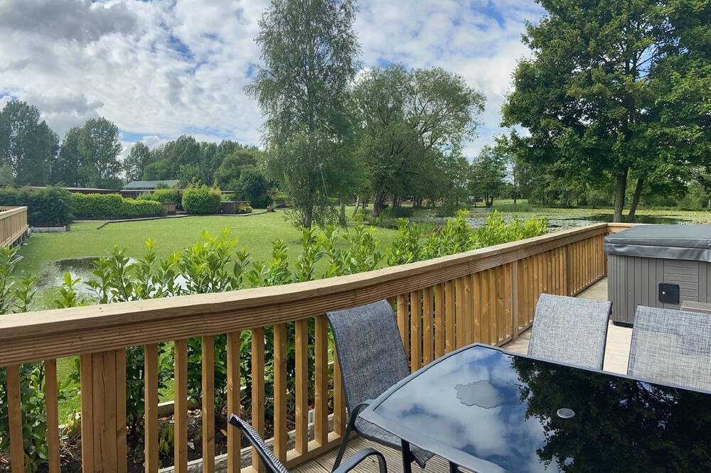 Photo of Outdoor in Pickering