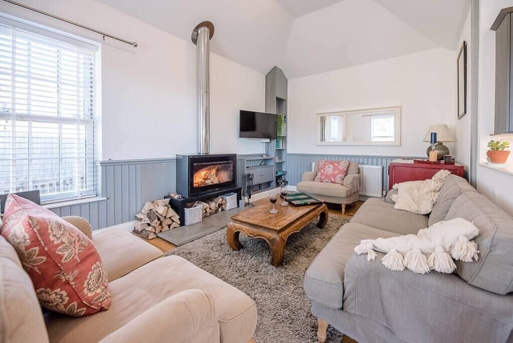 Photo of Livingroom in Knodishall