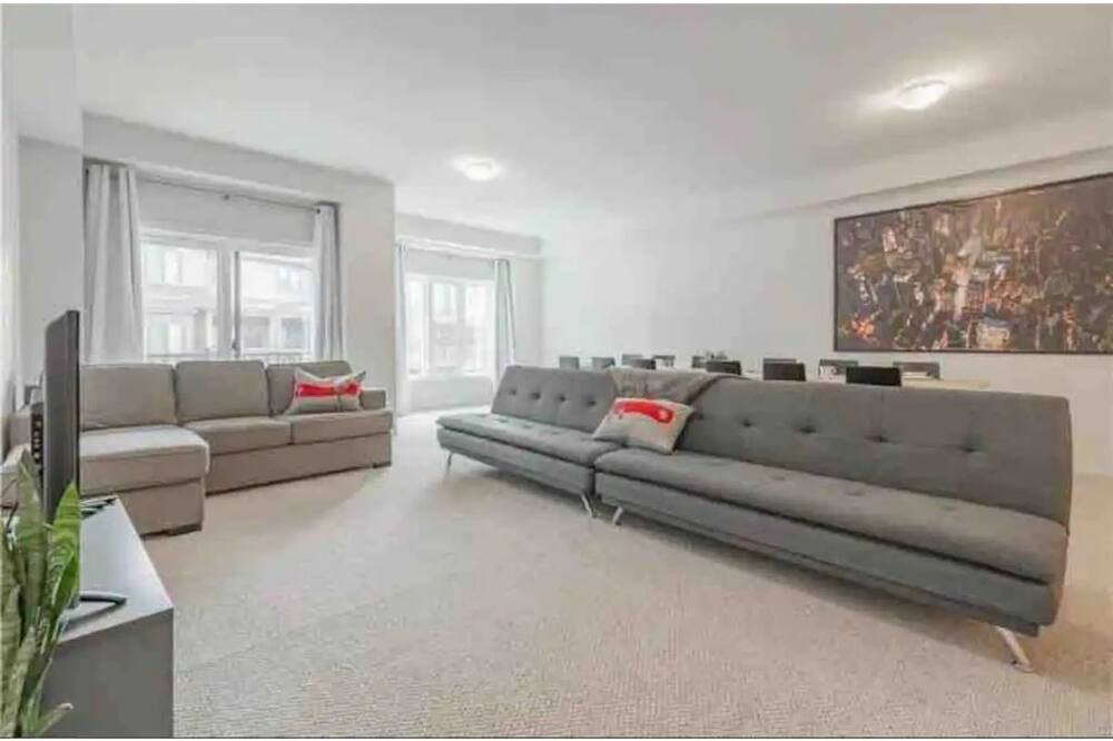 Photo of Livingroom in Watertown