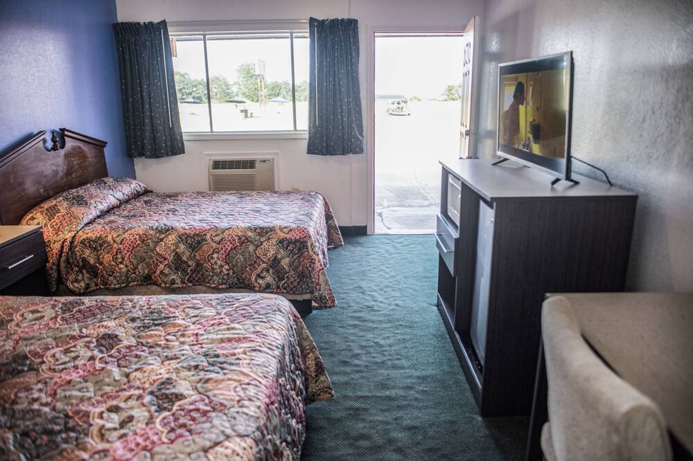 Photo of Bedroom in Dermott