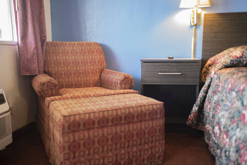 Photo of Bedroom in Dermott