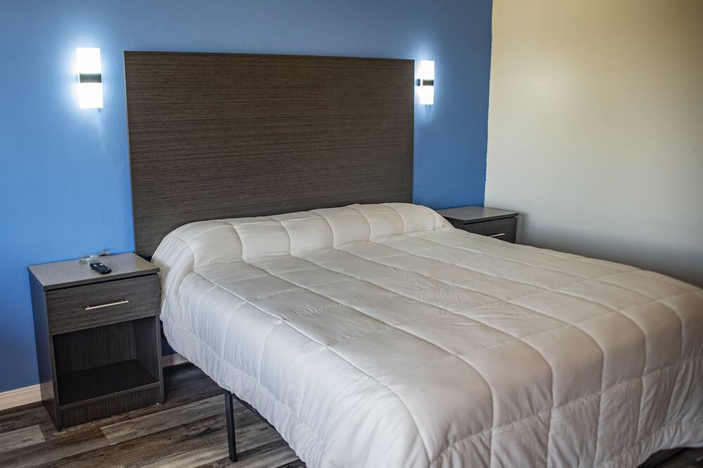 Photo of Bedroom in Dermott