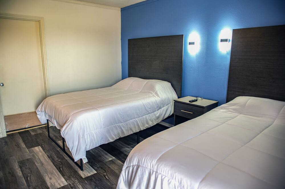 Photo of Bedroom in Dermott