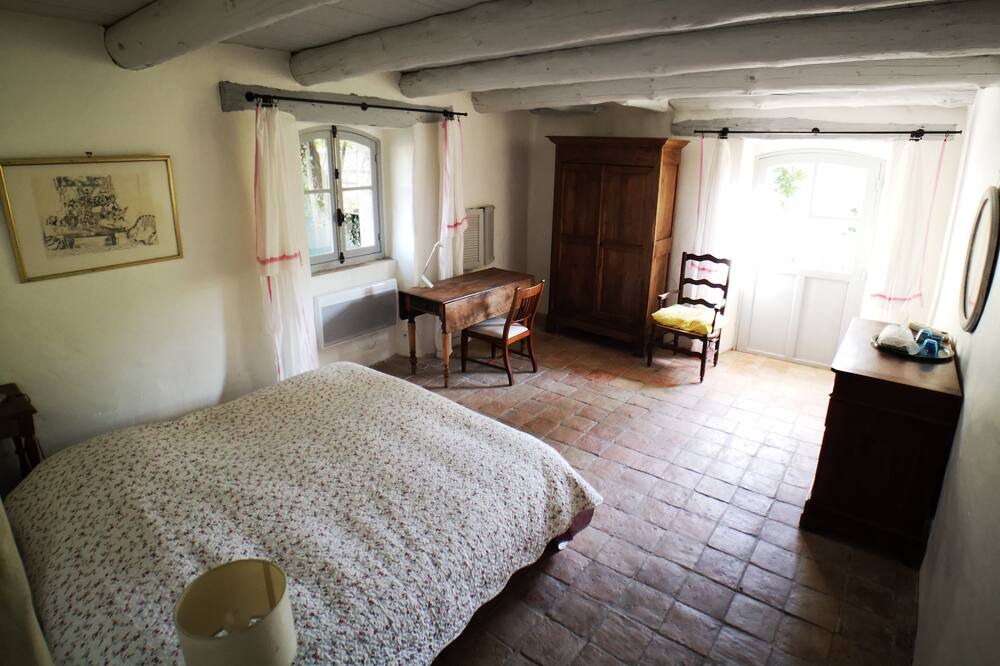 Photo of Bedroom in Cros