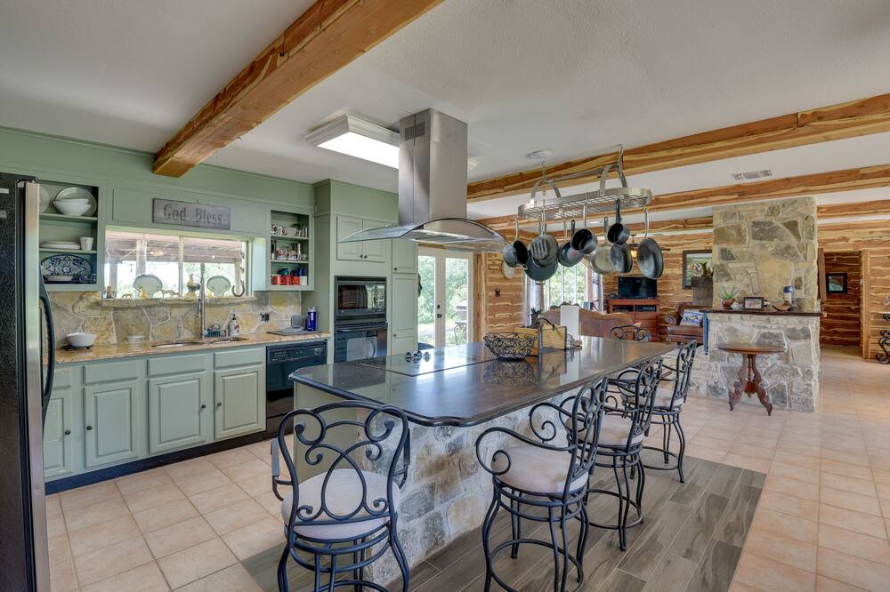 Photo of Others in Millsap