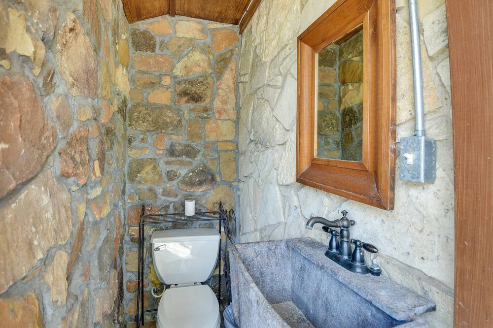 Photo of Bathroom in Millsap