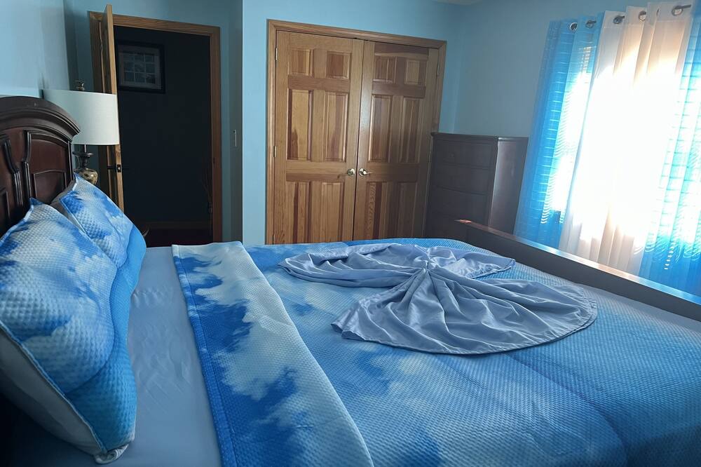 Photo of Bedroom in Springfield
