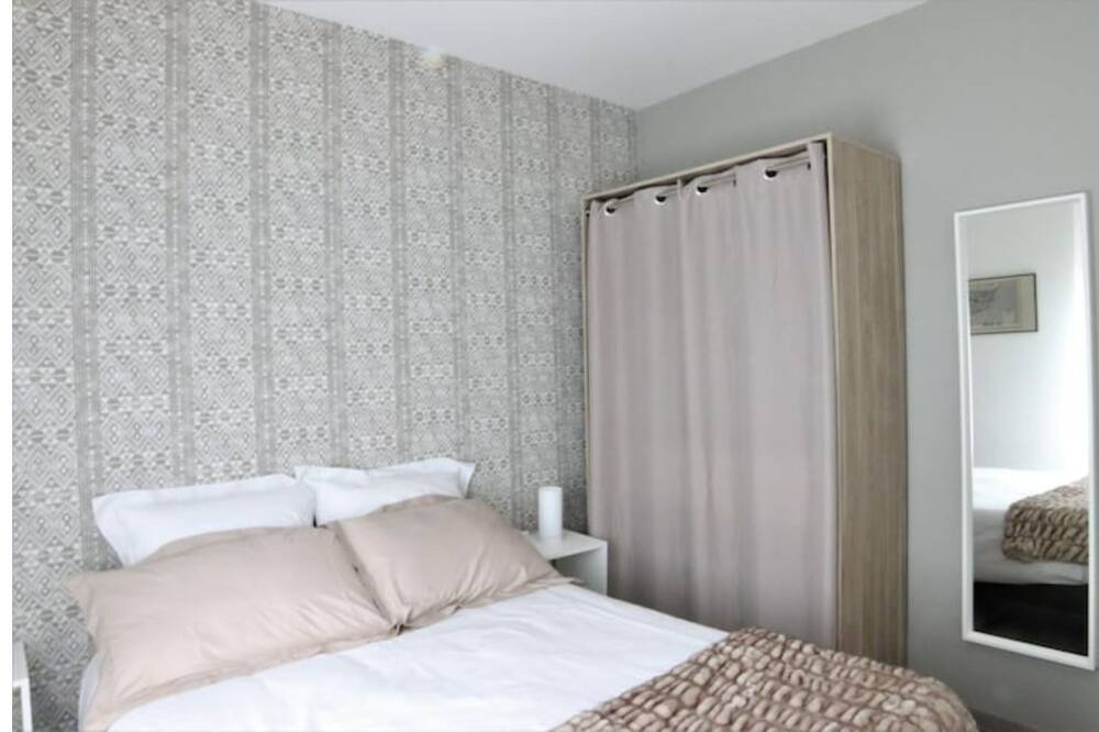 Photo of Bedroom in Saint-Martin-du-Littoral