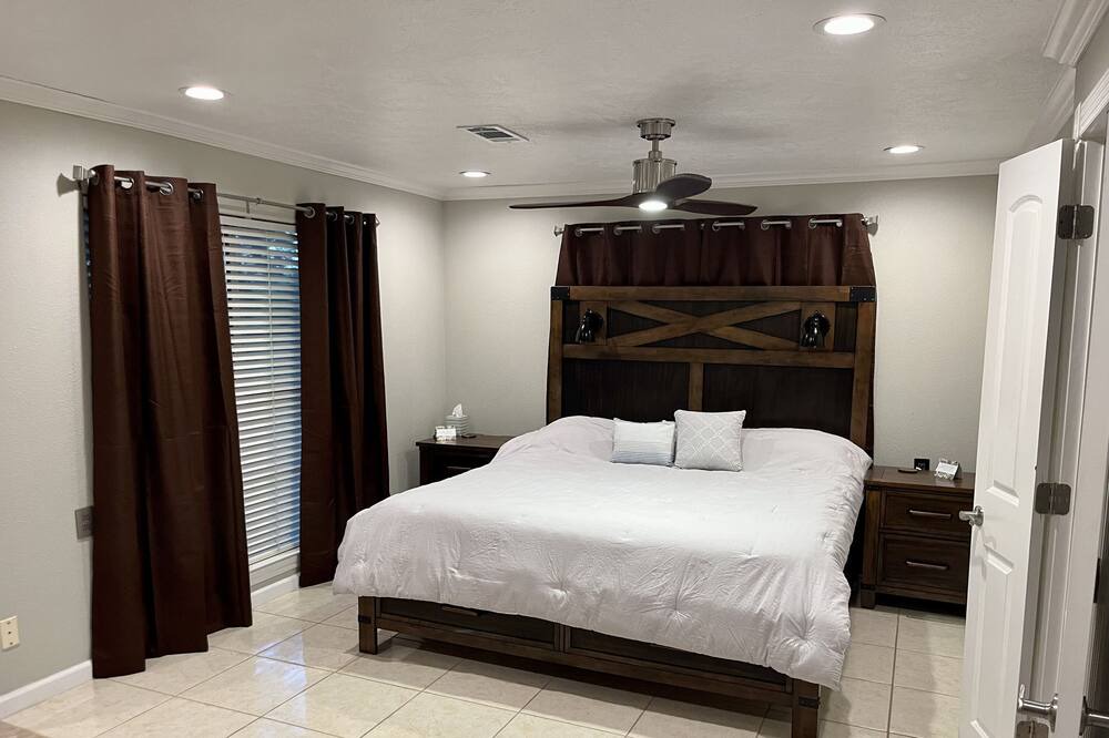 Photo of Bedroom in Port Arthur