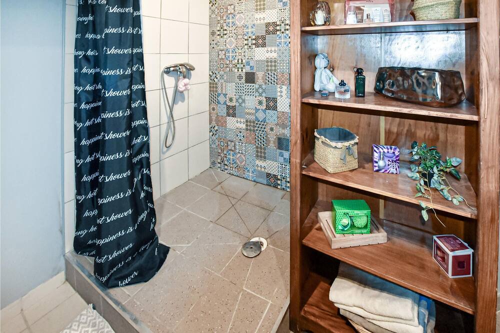 Photo of Bathroom in Bollene