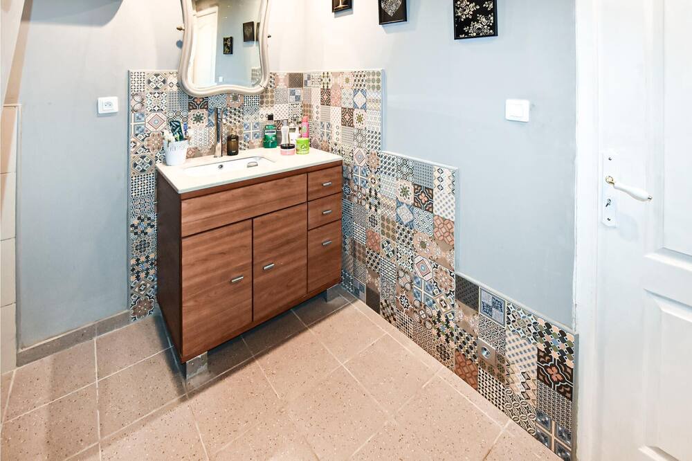 Photo of Bathroom in Bollene