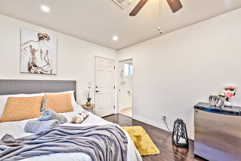 Photo of Bathroom in Spanish Oaks