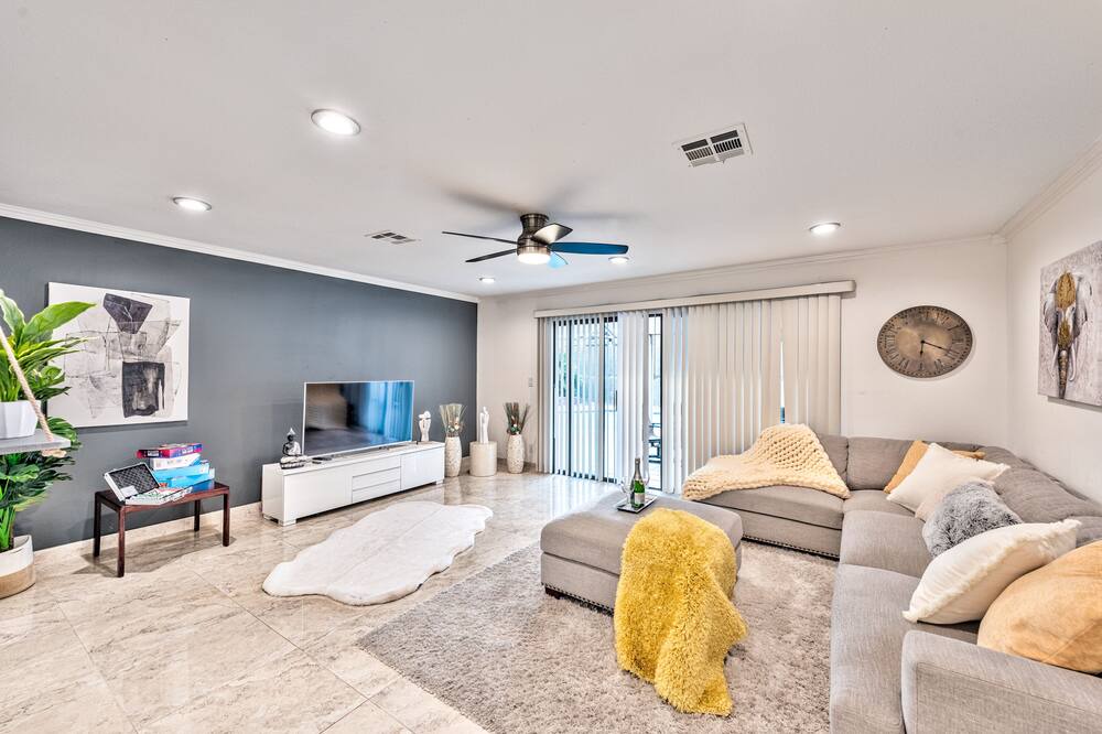 Photo of Bedroom in Spanish Oaks