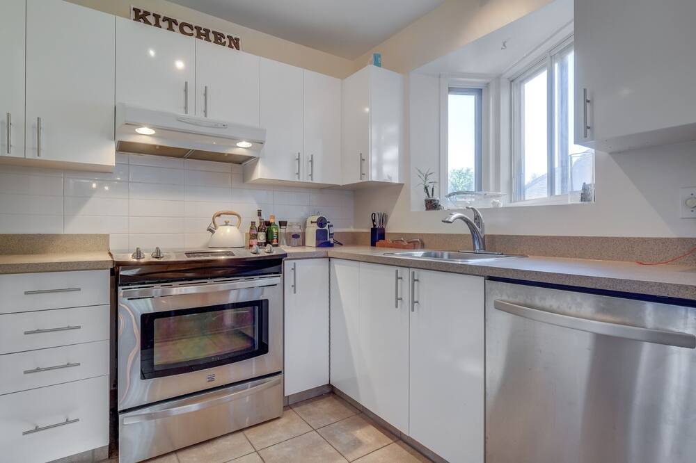 Photo of Kitchen in Longueuil