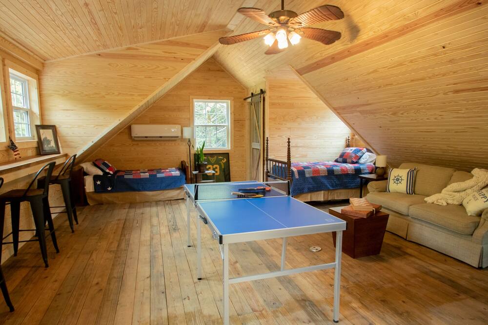 Photo of Bedroom in Linden