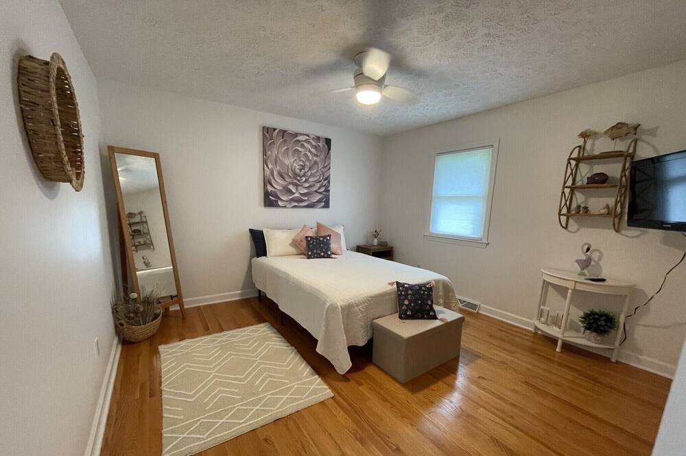 Photo of Bedroom in Union Hall