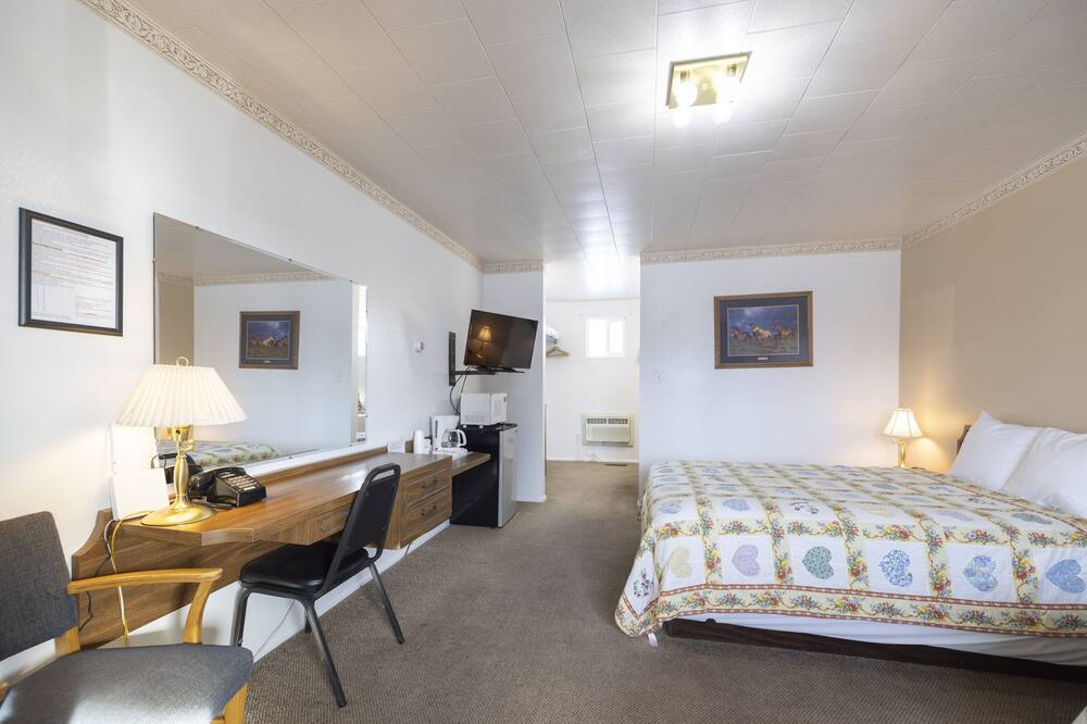 Photo of Bedroom in Frontier
