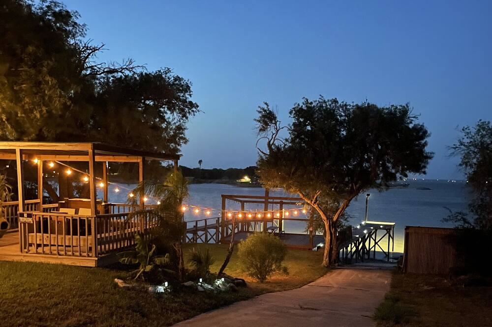 Photo of Outdoor in Pernitas Point