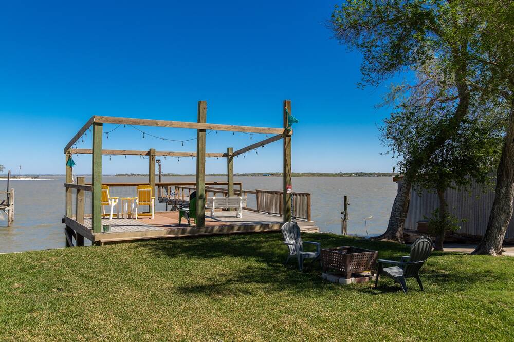 Photo of Outdoor in Pernitas Point