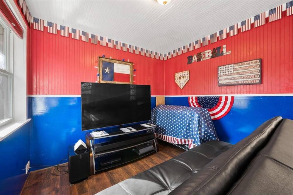 Photo of Livingroom in Jefferson