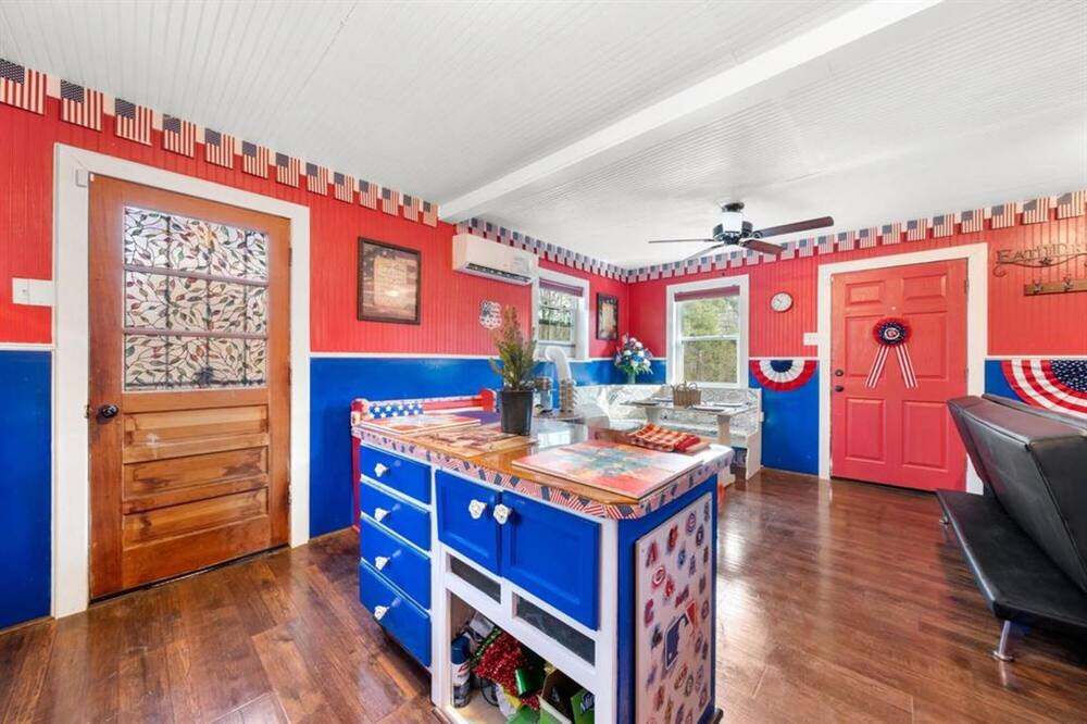 Photo of Livingroom in Jefferson