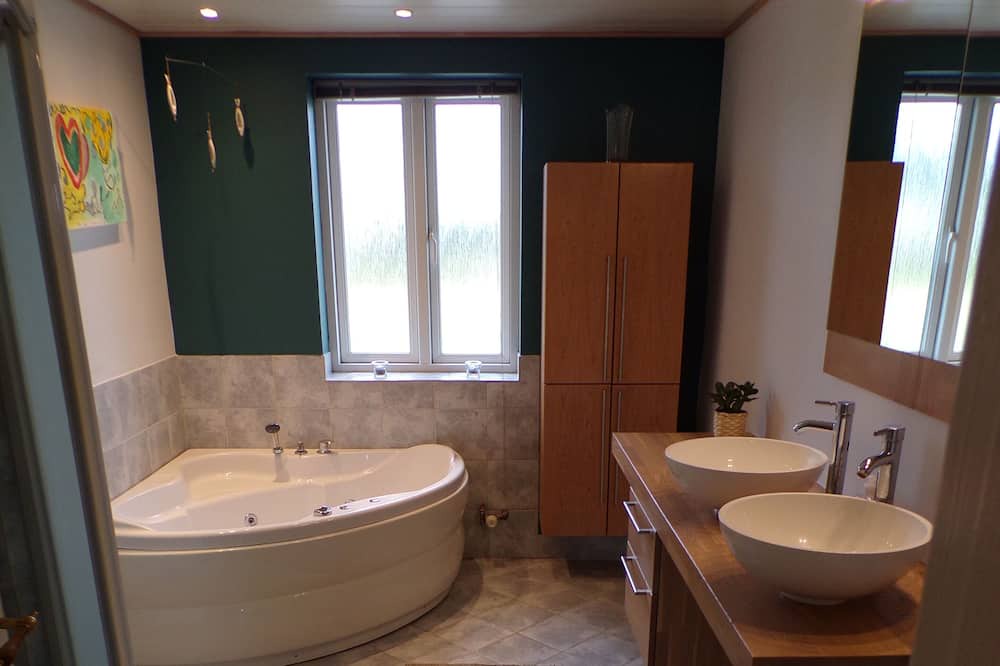 Photo of Bathroom in Snedsted